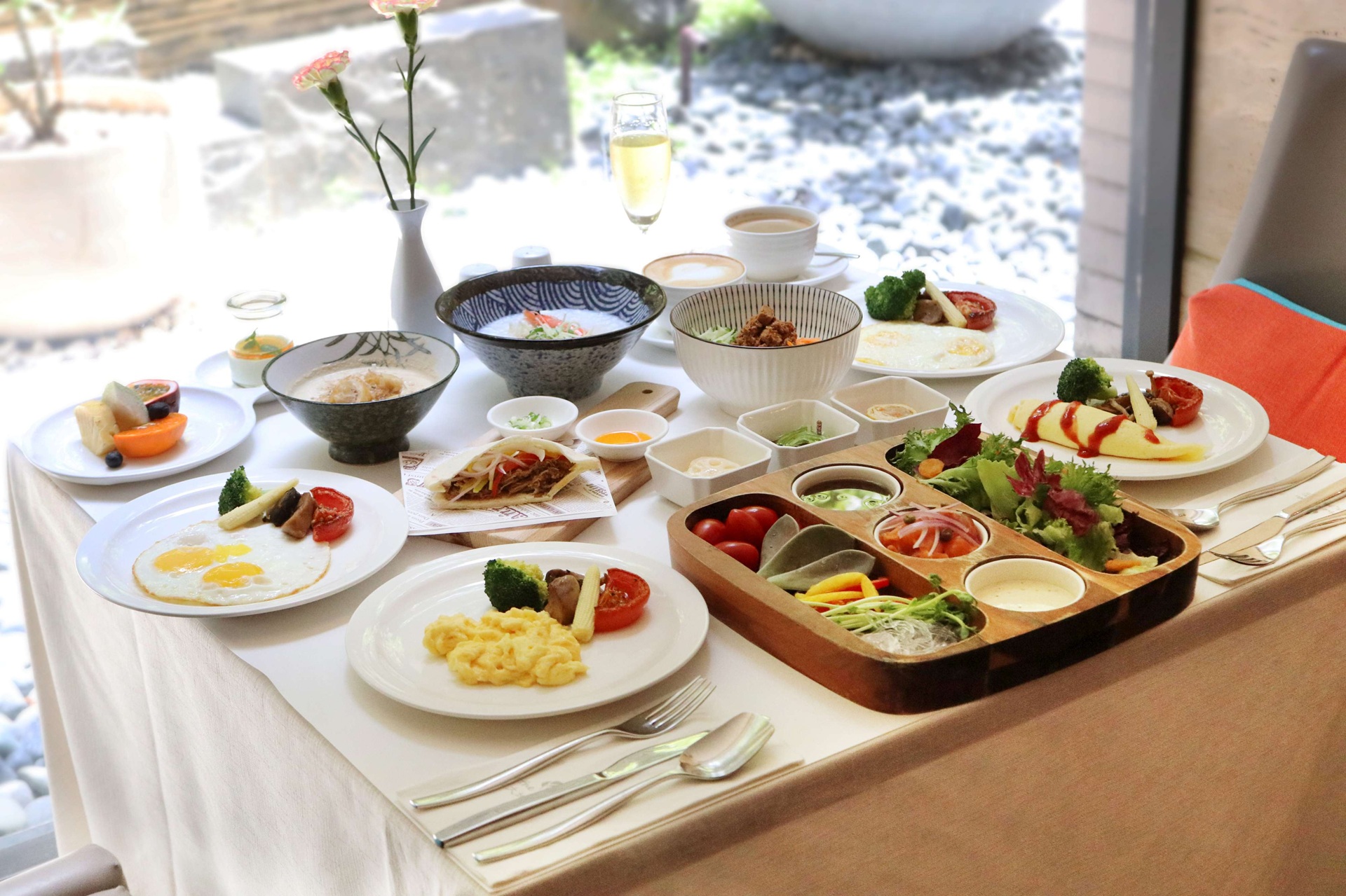 ALL_fac_restaurants_25H27_rr80fn6vBG